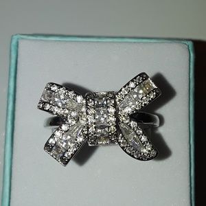 Sterling silver bow tie ring size 9 brand new